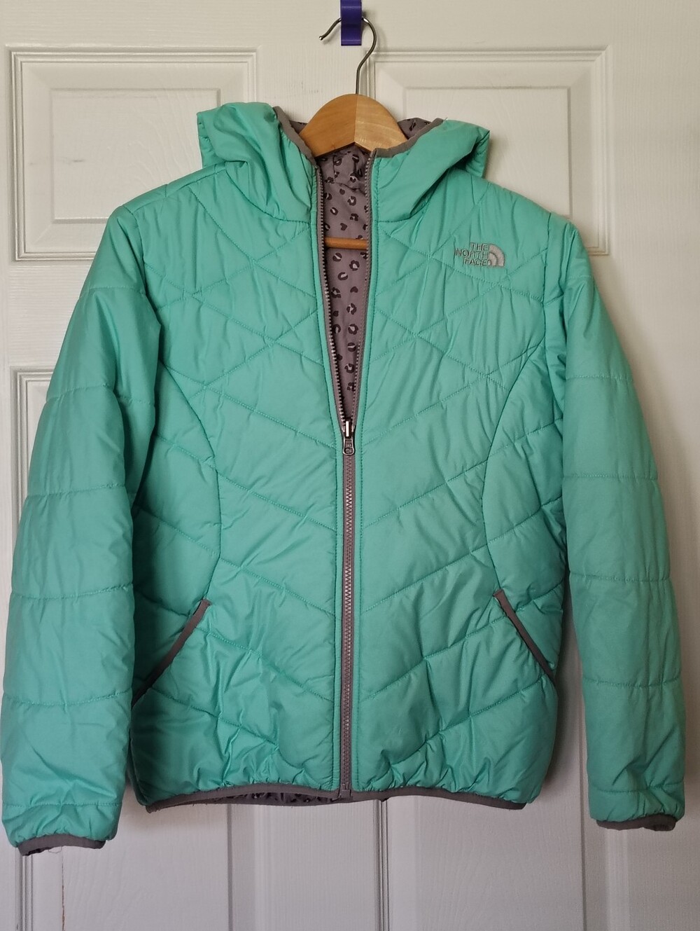 The North Face Girls' Hooded Reversible Perrito Puffer Jacket Large Mint Gray